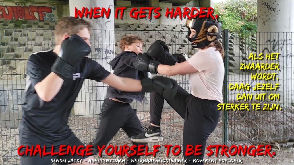 When it gets harder, challenge yourself to be stronger. Als het zwaarder wordt, daag jezelf dan uit om sterker te zijn.