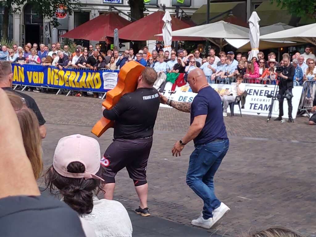 Frank de Heus, Dennis van Beusekom, sterkste man van nederland, zondag, 7 juli, 2024, finale, Brinkplein, Deventer