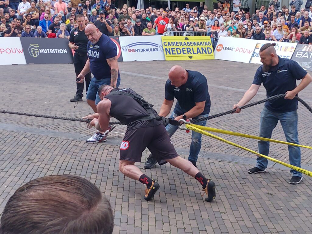 Simon Sulaiman, George Sulaiman, sterkste man van nederland, zondag, 7 juli, 2024, finale, Brinkplein, Deventer