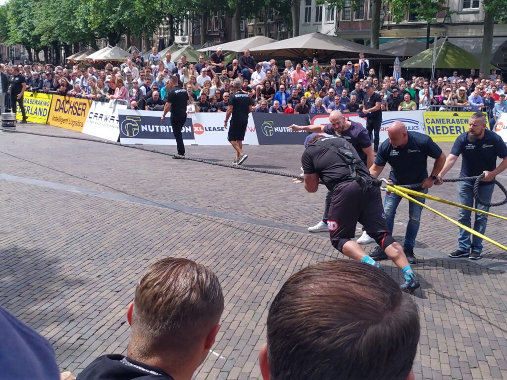 Kevin Hazeleger, sterkste man van nederland, zondag, 7 juli, 2024, finale, Brinkplein, Deventer