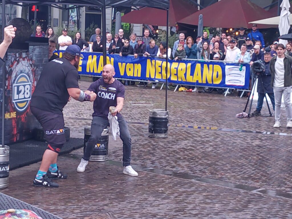 Kevin Hazeleger, sterkste man van nederland, zondag, 7 juli, 2024, finale, Brinkplein, Deventer